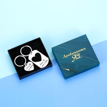 Load image into Gallery viewer, Couple Gifts For Boyfriend And Girlfriend Him Her His Crazy Her Weirdo Keychain Matching Gifts For Husband Wife Couples Stocking Stuffer For Adult Women Men Valentine's Day Anniversary Birthday Gifts