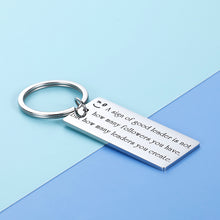Load image into Gallery viewer, Boss Leader Leaving Retirement Appreciation Keychain Gifts For Supervisor Mentor Coworker Colleague Friend Thank You Birthday Christmas Keychain Gift For Going Away Role Model Men Women Jewelry