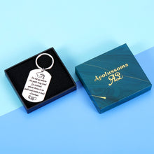 Load image into Gallery viewer, Inspirational Graduation Gifts for Him Her Class of 2021 Motivational Keychain for Teen Boys Girls High School College Nurses Students Graduates Gift for Seniors Best Friends Son Daughter from Mom Dad