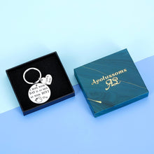 Load image into Gallery viewer, Funny couples Gag keychain Gifts for Boyfriend Girlfriend I Hope Your Day is As Nice As Your Butt to my husband wife Birthday Wedding Anniversary Valentines Day i love you gifts for him her women men