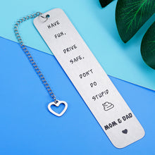 Load image into Gallery viewer, Christmas Ideas for Teens Boys Girls Funny Birthday Gifts Bookmark for Son Daughter from Dad Mom Stocking Stuffers Valentines Gift for Teenagers 16th 18th Birthday Gift for Him Her Your Mom Loves You