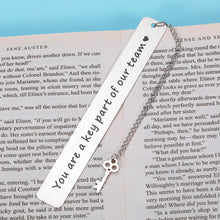 Load image into Gallery viewer, Boss Day Thank You Gift Bookmark for Women Men for Coworker Boss Leader Employee Appreciation Birthday Christmas Thanksgiving Retirement Leaving Away Goodbye Gift for Him Her Book Lover Office
